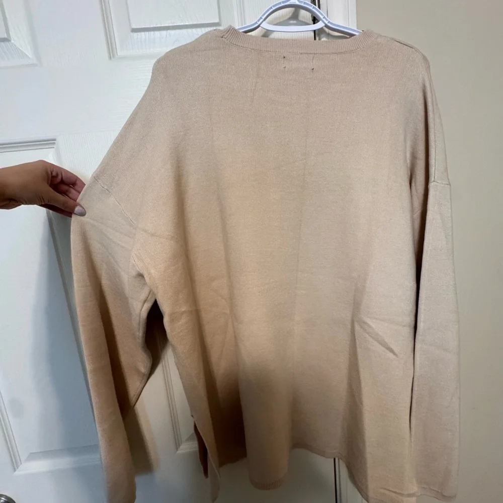 Stylish Beige Sweater - Picture 3 of 5